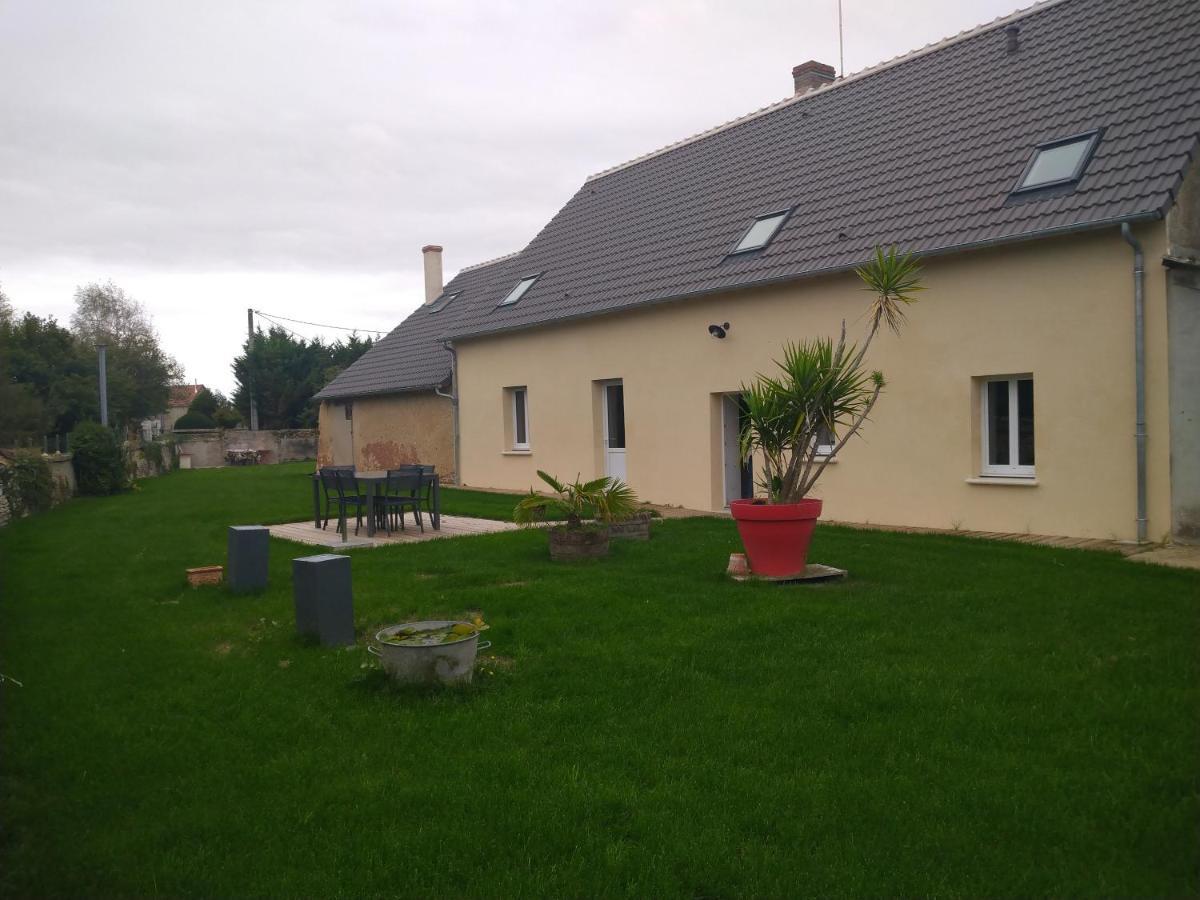 Gite De La Basse Roche Souge  Luaran gambar